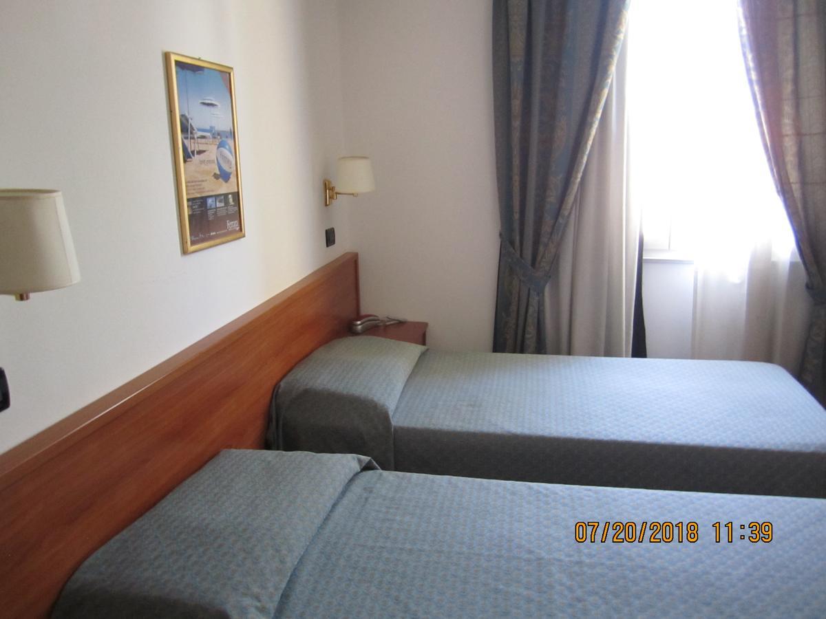Adelphi Room & Breakfast Ferrara Exterior photo